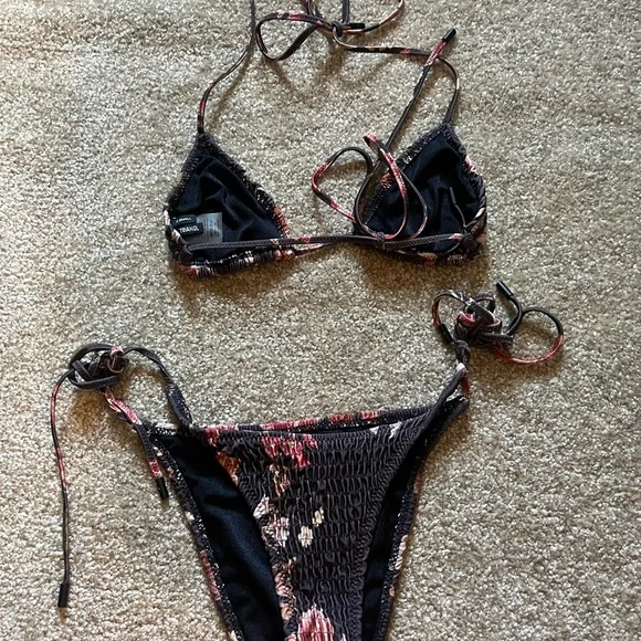 TRIANGL Brown Floral Bikini - Picture 11 of 11